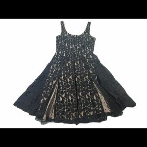 🔵 Girls Minnie Mouse Black Lace Sleeveless Dress